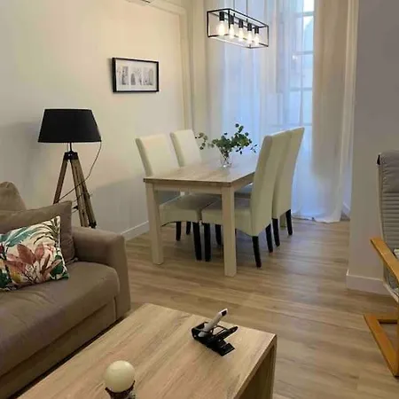 Luxury Apart, Centro